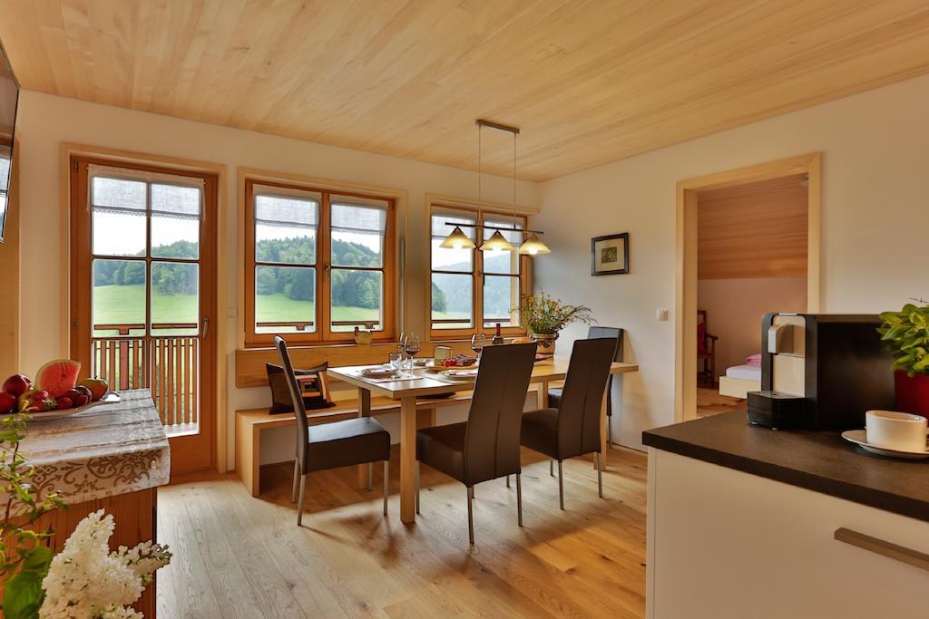 Apartamento Haus Elfriede Schwarzenberg im Bregenzerwald Habitación foto